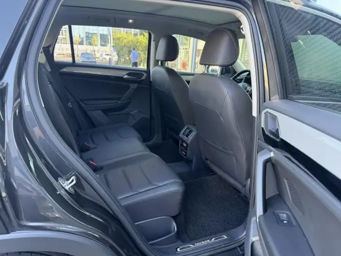 Volkswagen Tayron 2020 Model 330TSI Luxury Zhilian Edition – фото 8