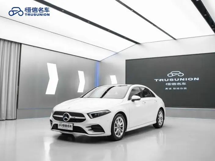 Mercedes-Benz A-class 2022 Model Facelift A 200 L Sports sedan Fashion Edition – фото 1