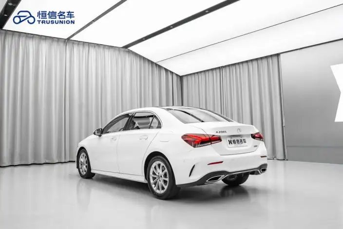 Mercedes-Benz A-class 2022 Model Facelift A 200 L Sports sedan Fashion Edition – фото 4