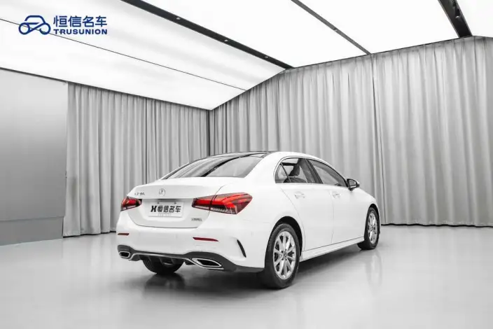 Mercedes-Benz A-class 2022 Model Facelift A 200 L Sports sedan Fashion Edition – фото 6