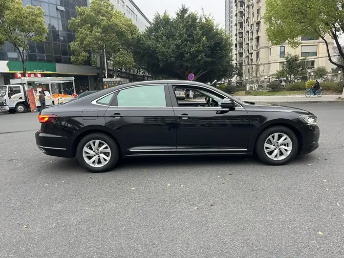 Volkswagen Passat 2024 Model 280TSI Business Edition – фото 7