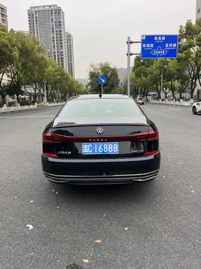 Volkswagen Passat 2024 Model 280TSI Business Edition – фото 8