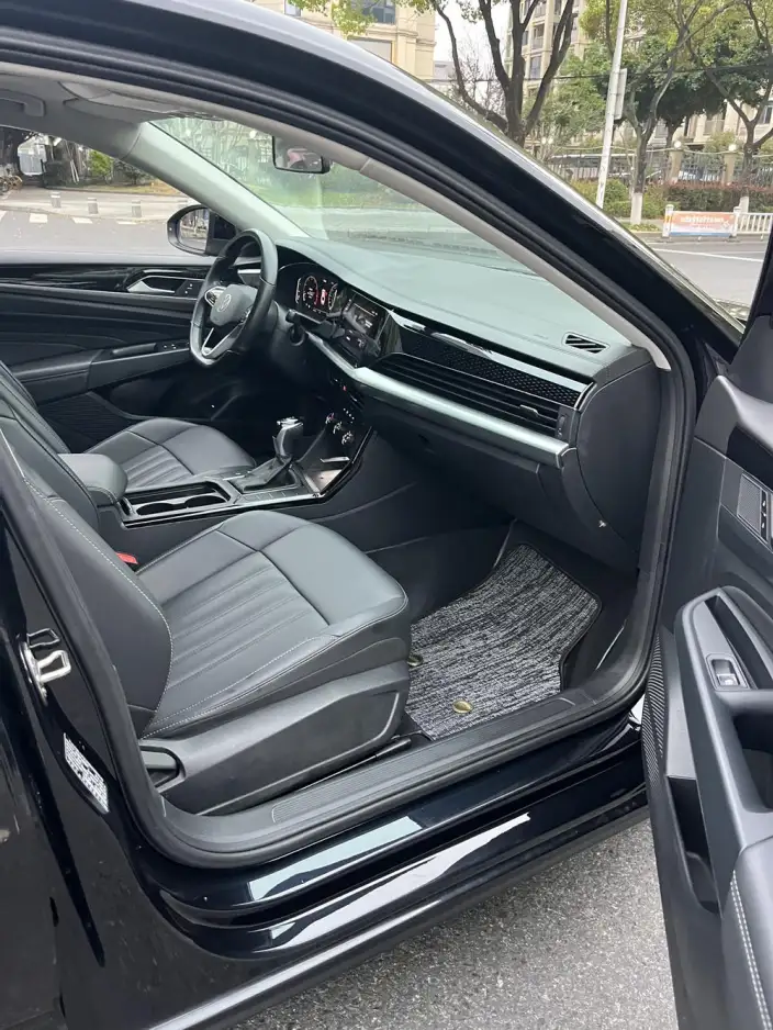 Volkswagen Passat 2024 Model 280TSI Business Edition – фото 10