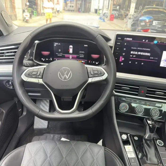 Volkswagen Sagitar 2023 Model 300TSI DSG Superior Edition – фото 7
