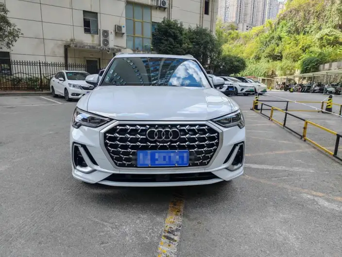 AUDI Q3 2024 Model 35 TFSI Fashion Dynamic Model – фото 2