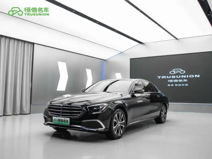 Mercedes-Benz E-Class PHEV 2022 Model Facelift E 350 e L sedan – фото 1