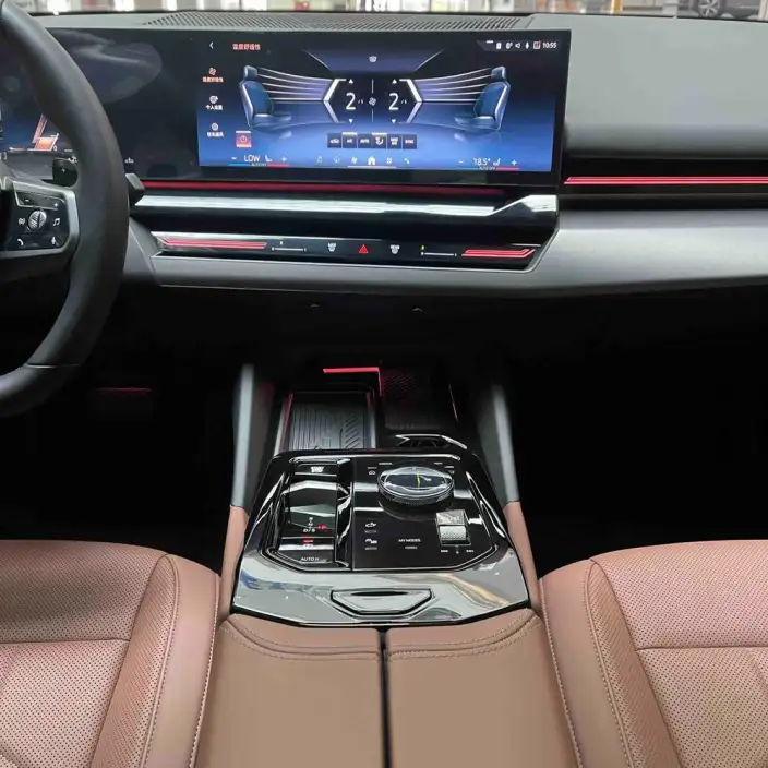 BMW 5 Series 2024 Model 525Li M Sports Set – фото 7