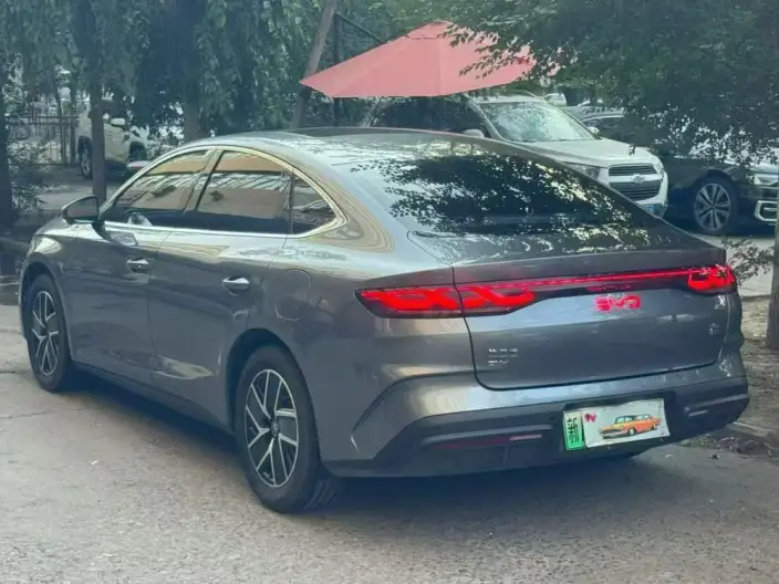 QinL DM 2024 Model DM-i 120KM Leading Model – фото 4