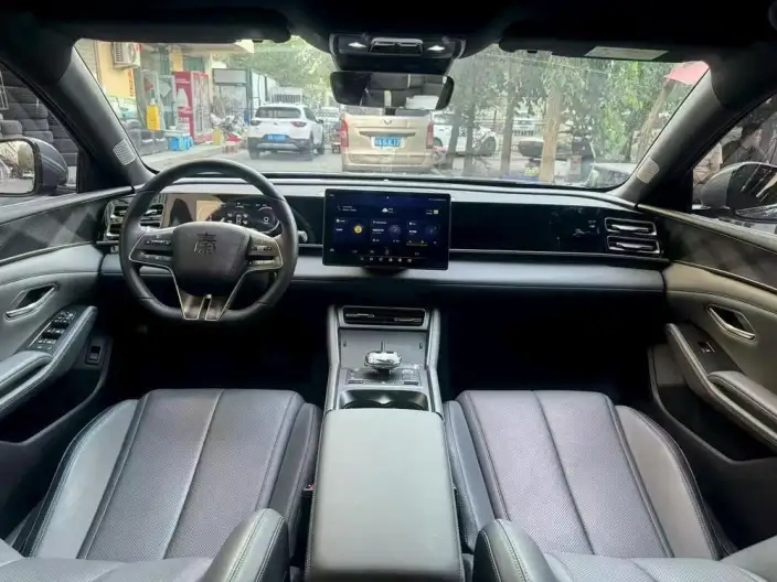 QinL DM 2024 Model DM-i 120KM Leading Model – фото 9