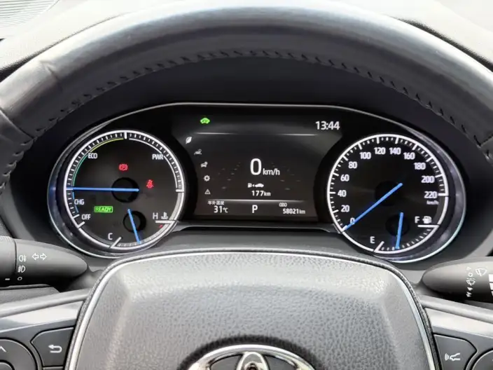 Toyota Harrier 2022 Model Hybrid 2.5L CVT 2WD Deluxe Edition – фото 9
