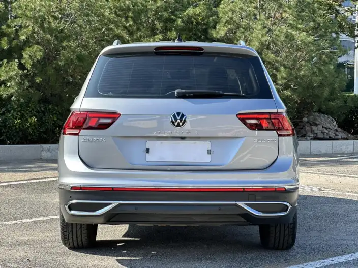 Volkswagen Tiguan L 2023 Model 330TSI 2WD Smart Edition – фото 4