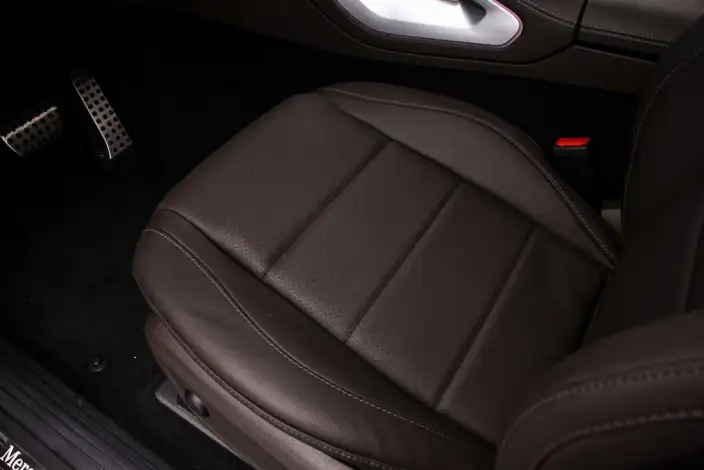 Mercedes-Benz GLS 2023 Model Facelift II GLS 450 4MATIC Fashion Model – фото 9
