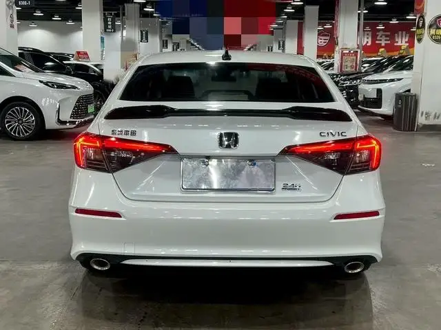 Honda Civic 2022 Model 240TURBO CVT Combustion Edition – фото 5