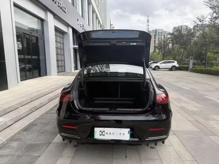 Mercedes-Benz EQE 2025 Model EQE 500 4MATIC Deluxe Edition – фото 6
