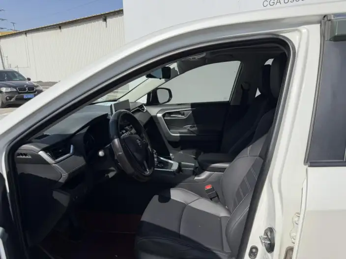 Toyota Wildlander 2020 Model Hybrid 2.5L 4WD Luxury Model – фото 7