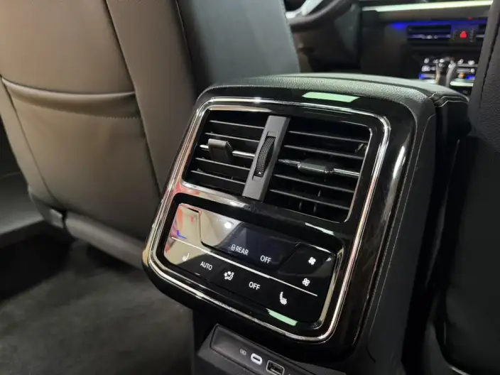 Volkswagen Passat 2023 Model Facelift 330TSI Starry sky Premium Edition – фото 9