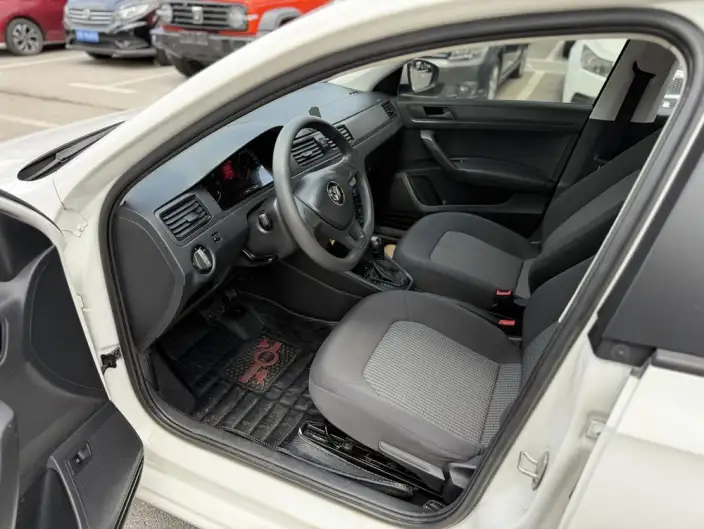 Volkswagen Santana 2021 Model 1.5L Automatic Fashion edition – фото 8
