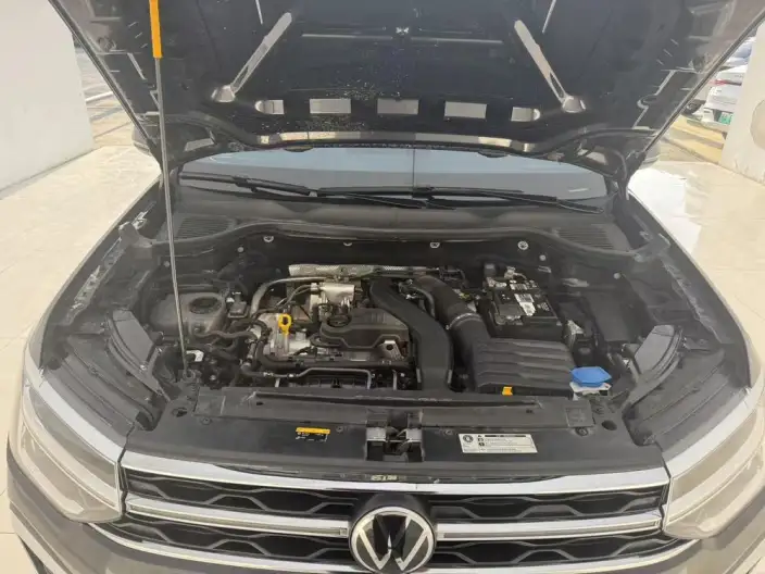 Volkswagen Tharu 2023 Model 300TSI 2WD Full Moon Edition – фото 7