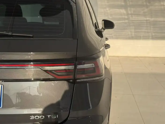 Volkswagen Tharu 2023 Model 300TSI 2WD Full Moon Edition – фото 9