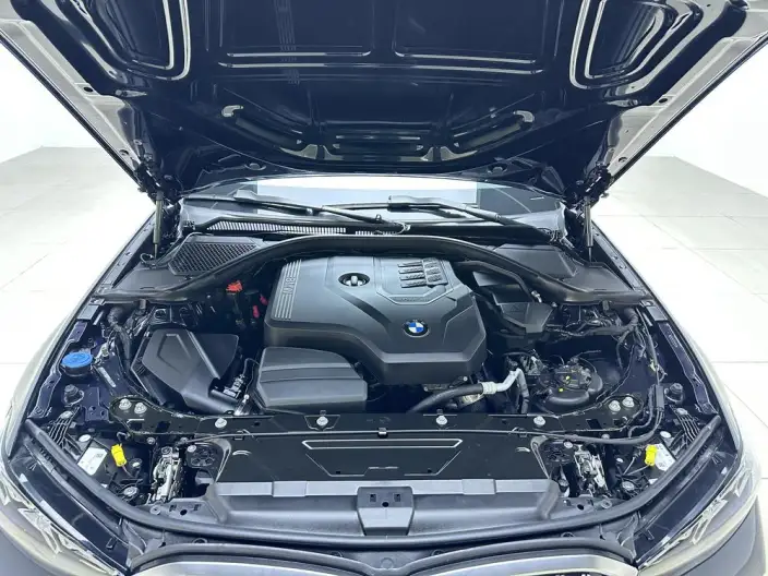 BMW 3 Series 2023 Model 320Li M Sports Set – фото 10
