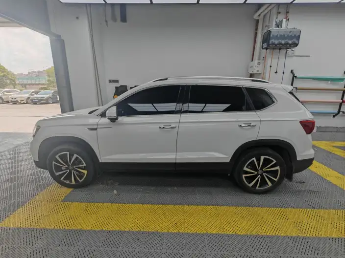 Volkswagen Tharu 2021 Model 280TSI 2WD Deluxe Edition PLUS – фото 4