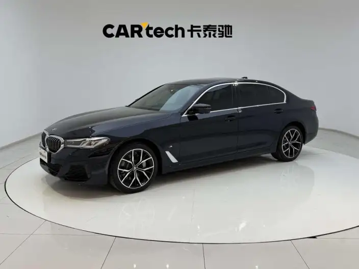 BMW 5 Series 2022 Model Facelift II 530Li Exclusive Model M Sports Set – фото 1