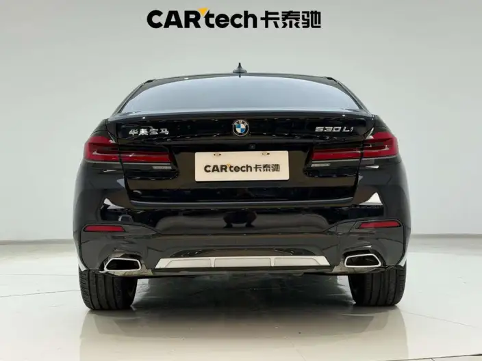 BMW 5 Series 2022 Model Facelift II 530Li Exclusive Model M Sports Set – фото 6
