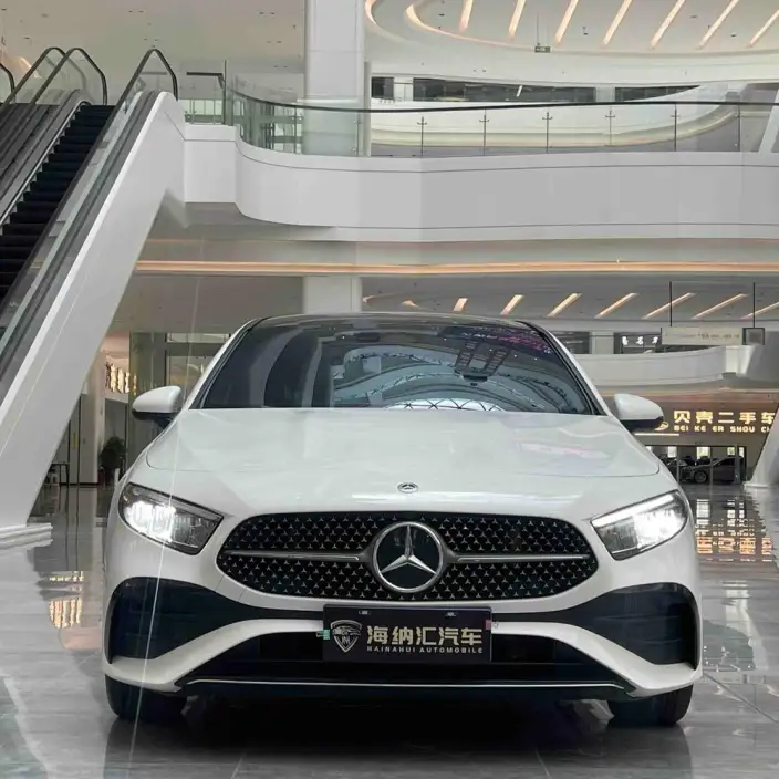 Mercedes-Benz A-class 2024 Model A 200 L Fashion Edition – фото 2