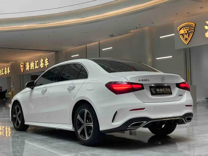 Mercedes-Benz A-class 2024 Model A 200 L Fashion Edition – фото 4