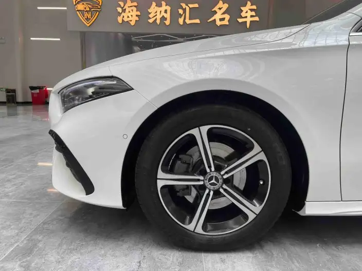 Mercedes-Benz A-class 2024 Model A 200 L Fashion Edition – фото 7