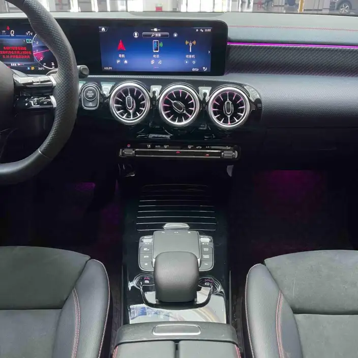 Mercedes-Benz A-class 2024 Model A 200 L Fashion Edition – фото 8