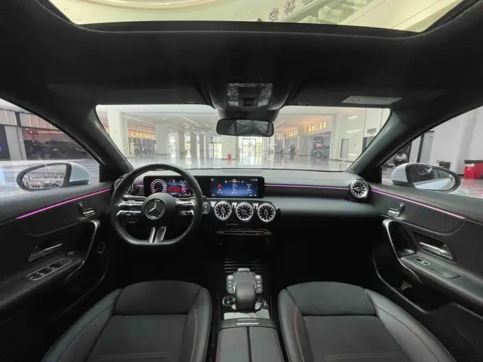Mercedes-Benz A-class 2024 Model A 200 L Fashion Edition – фото 9