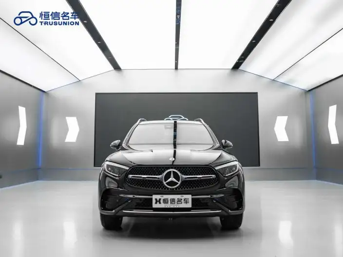 Mercedes-Benz GLC 2023 Model GLC 260 L 4MATIC Luxury Model 7 seat