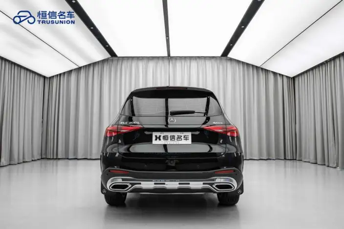 Mercedes-Benz GLC 2023 Model GLC 260 L 4MATIC Luxury Model 7 seat – фото 5
