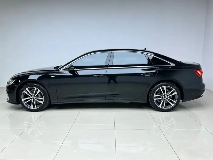 Audi A6L 2023 Model Facelift 40 TFSI Luxury Dynamic Model – фото 4