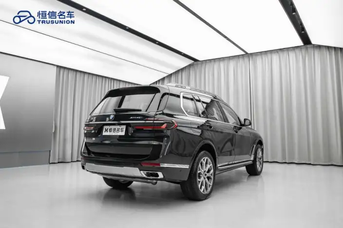 BMW X7 2023 Model xDrive40i Leading Model Luxury Set – фото 6