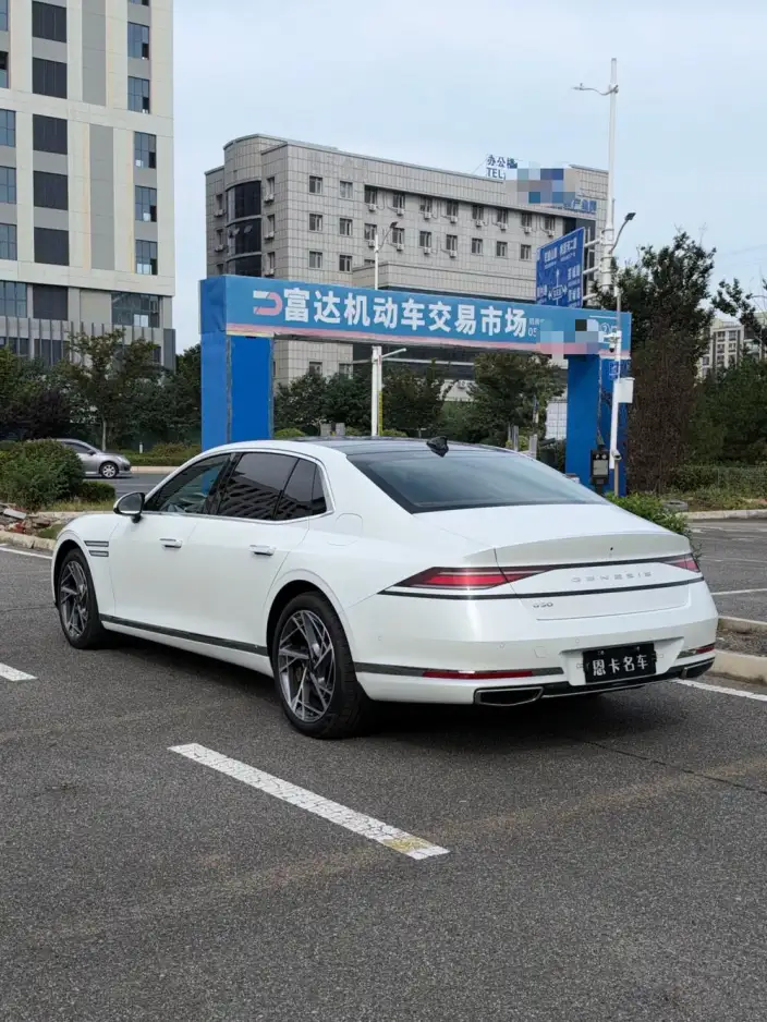 Genesis G90 2023 Model 3.5T 2WD Deluxe Edition – фото 4