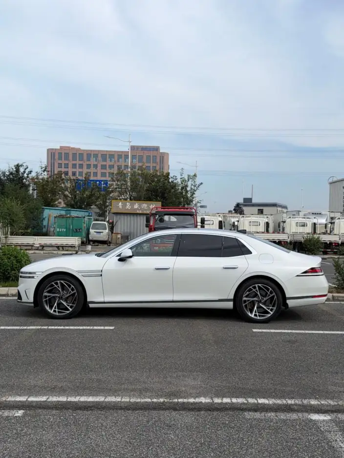 Genesis G90 2023 Model 3.5T 2WD Deluxe Edition – фото 9