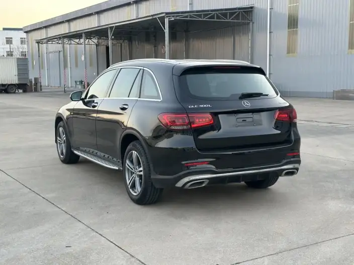 Mercedes-Benz GLC 2020 Model GLC 260 L 4MATIC Luxury Model – фото 5