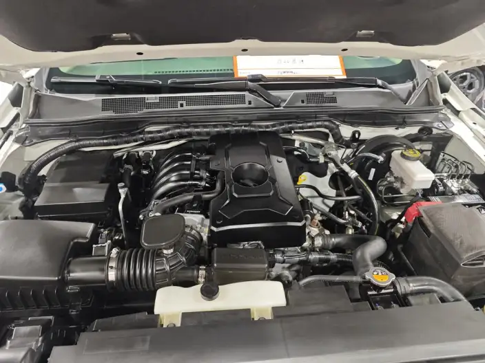 Nissan Terra 2020 Model 2.5L Automatic 4WD Deluxe Edition – фото 7
