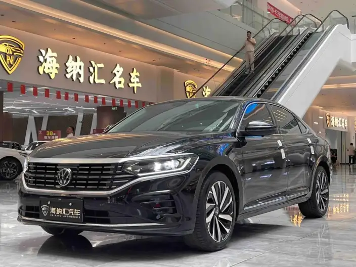 Volkswagen Passat 2023 Model Facelift 330TSI Elite Edition – фото 1