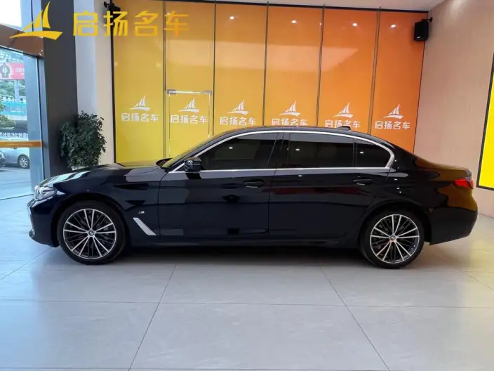 BMW 5 Series 2023 Model Facelift 530Li Leading Model M Sports Set – фото 3