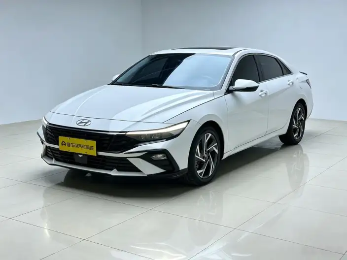 Hyundai Ioniq 2023 Model 1.5L CVT GLX Elite Edition – фото 1