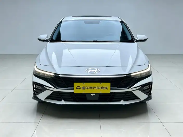 Hyundai Ioniq 2023 Model 1.5L CVT GLX Elite Edition – фото 2