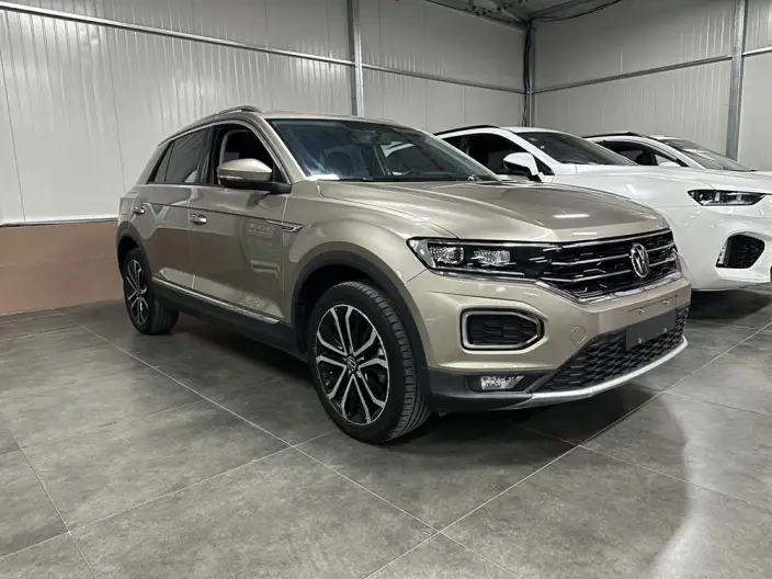 Volkswagen T-Roc 2021 Model 280TSI DSG 2WD Elite Zhilian Edition – фото 3