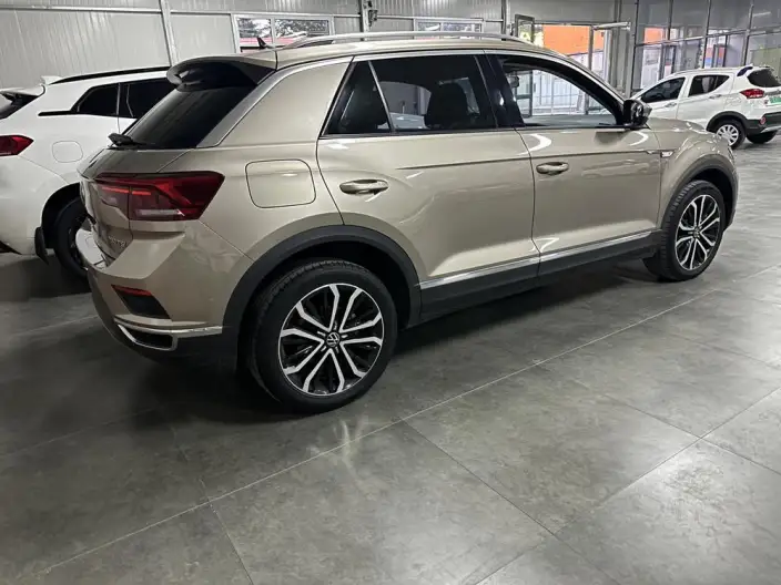 Volkswagen T-Roc 2021 Model 280TSI DSG 2WD Elite Zhilian Edition – фото 6