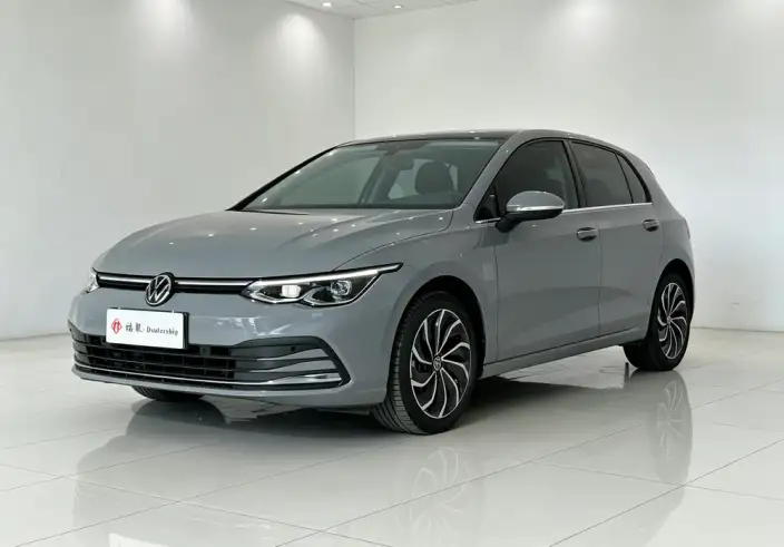 Volkswagen Golf 2021 Model 280TSI DSG Pro – фото 1