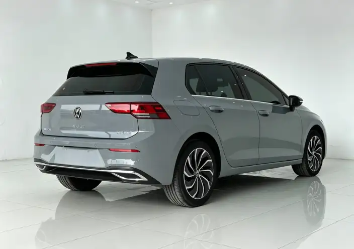 Volkswagen Golf 2021 Model 280TSI DSG Pro – фото 6