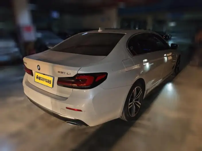 BMW 5 Series 2022 Model Facelift II 530Li Leading Model Luxury Set – фото 2