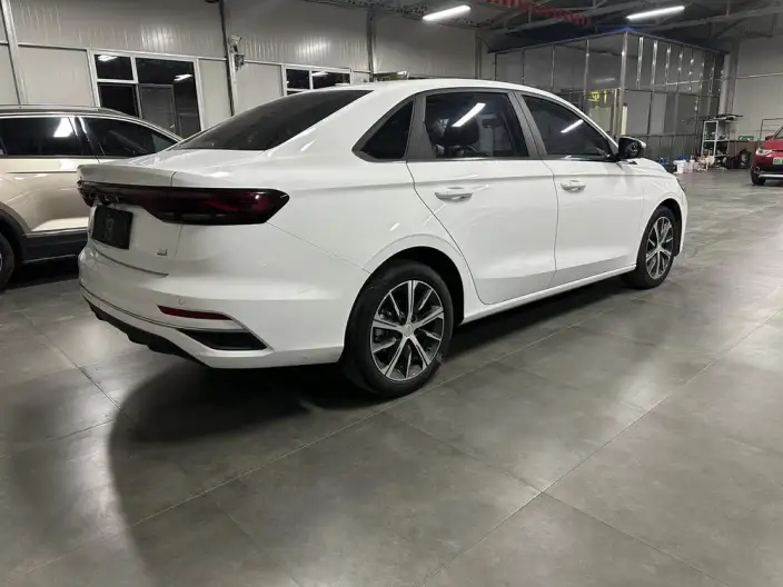 Geely Emgrand 2023 Model No. 4 Gen Champion Edition 1.5L CVT Luxury Model – фото 6